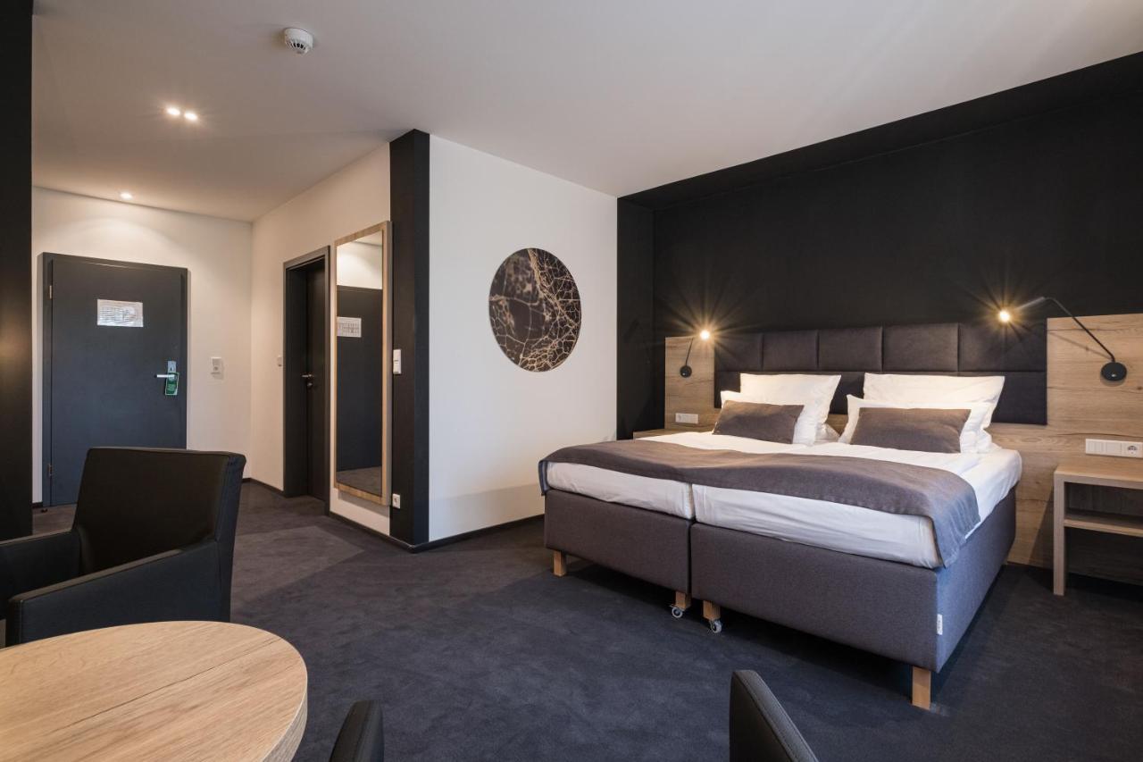 Eichhorns Hotel Niebüll Екстериор снимка