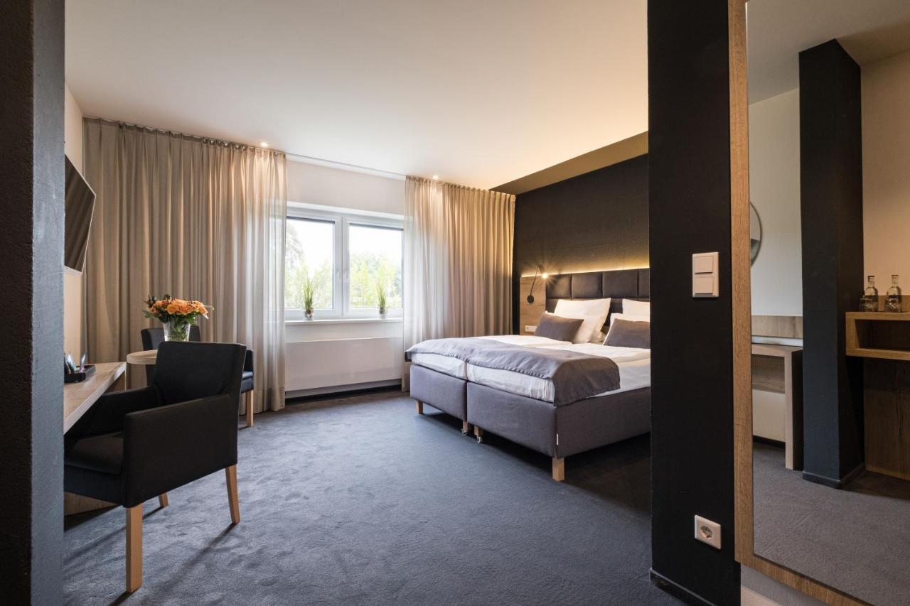 Eichhorns Hotel Niebüll Екстериор снимка